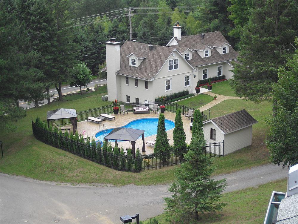 Auberge Sous L'Edredon B&B Saint-Sauveur Exterior photo