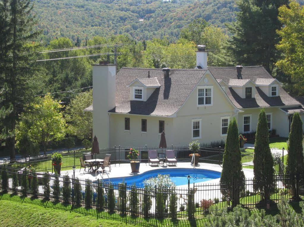 Auberge Sous L'Edredon B&B Saint-Sauveur Exterior photo